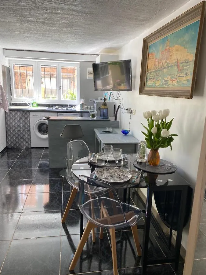 Jardin D'Eden Apartment Saint-Raphael  0*, Saint-Raphael (Var)