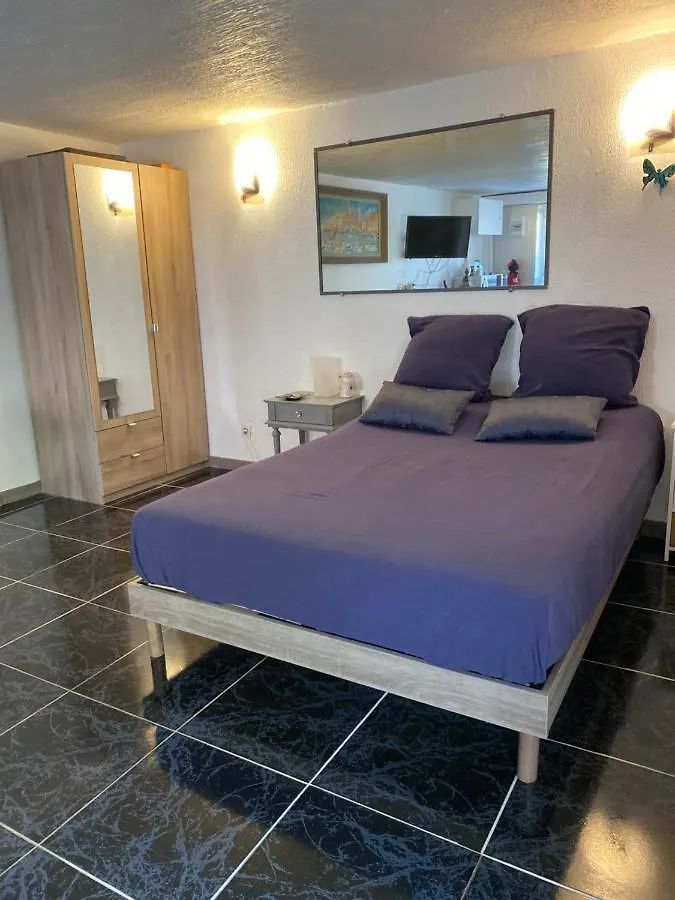 Jardin D'Eden Apartment Saint-Raphael  0*, Saint-Raphael (Var) France